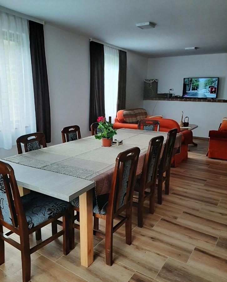 Jacimov Konak Pirot Bagian luar foto